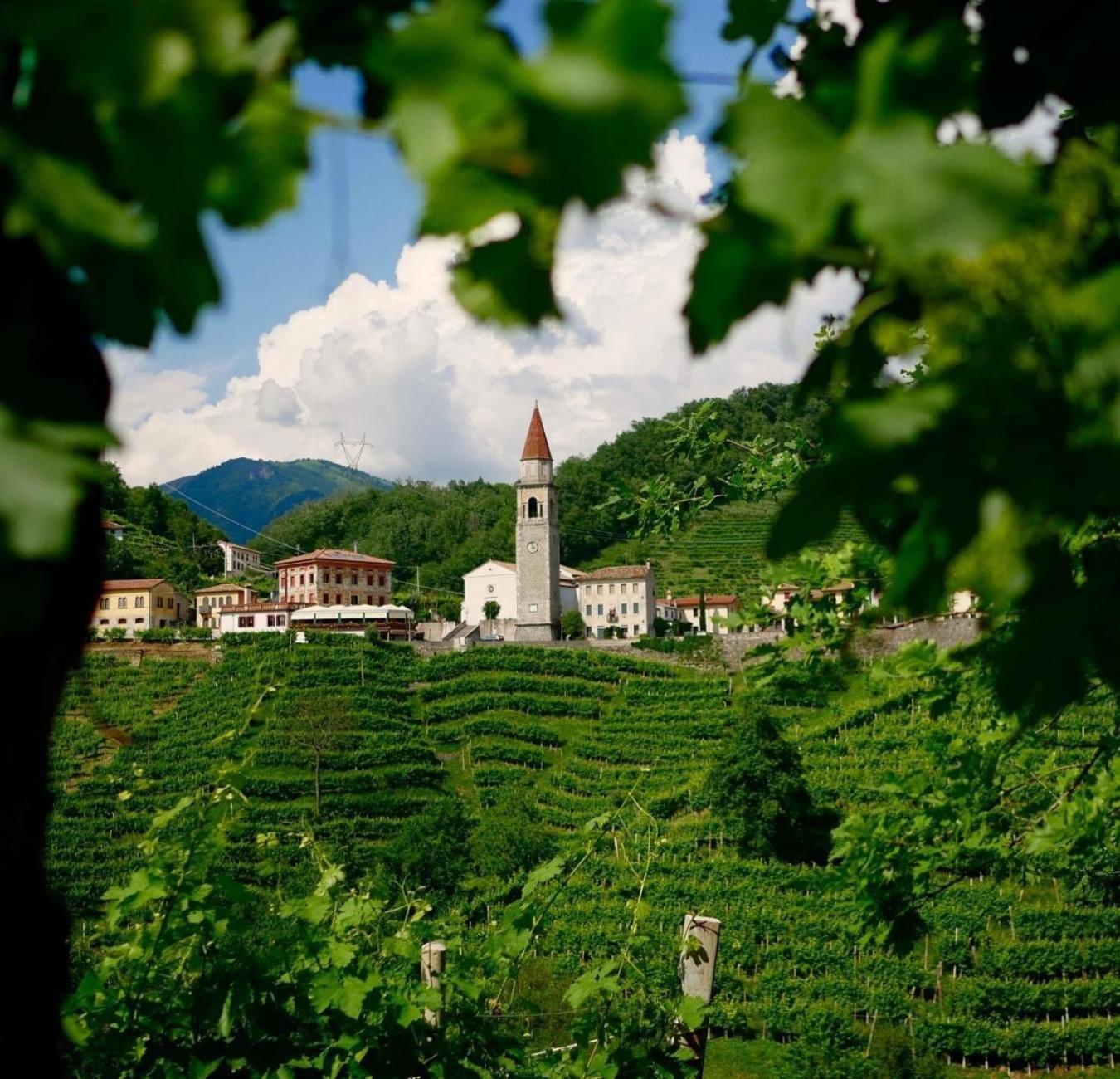 Charming Hotel Dei Chiostri Follina ภายนอก รูปภาพ