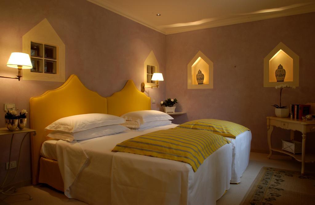 Charming Hotel Dei Chiostri Follina ภายนอก รูปภาพ