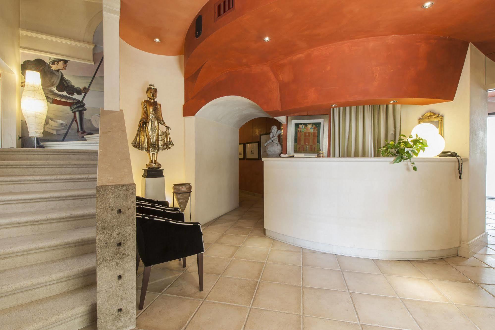 Charming Hotel Dei Chiostri Follina ภายนอก รูปภาพ