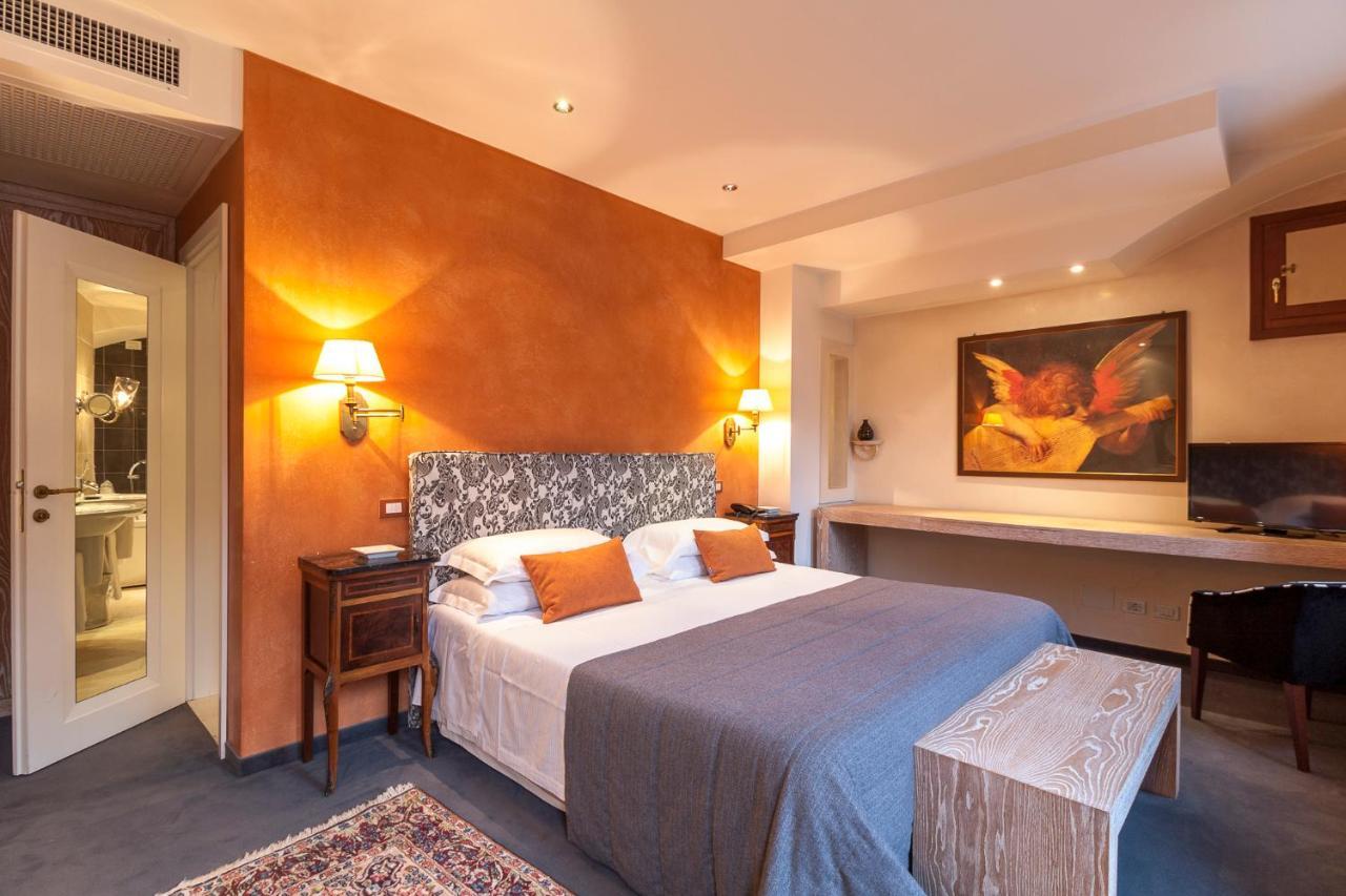 Charming Hotel Dei Chiostri Follina ภายนอก รูปภาพ
